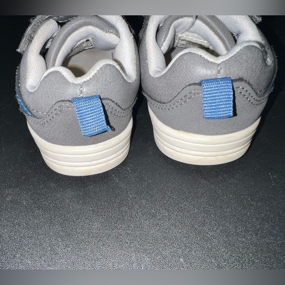OshKosh B'gosh Kids Sneakers in Gray and Blue - Picture 5 of 7